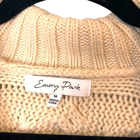 Emory Park Johnny Collar Cable Knit Crotchet Sweater- Neutral Cream- Medium - Picture 8 of 10